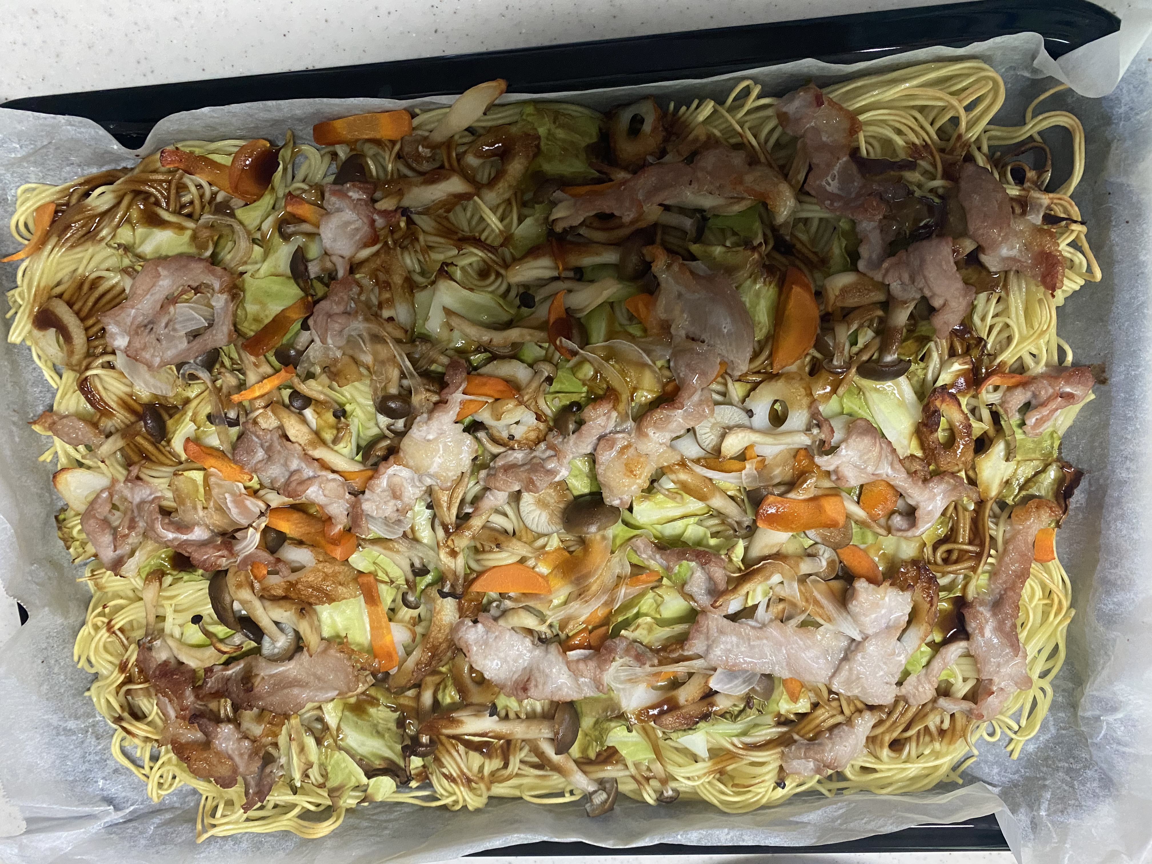 焼き上がり!麺に焦げ目がついているところが食欲をそそります